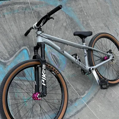 Велосипед Canyon Stitched 360 з Rock Shox Pike RCT3