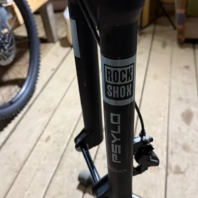 Вилка Rock Shox Psylo Silver 29" 150mm
