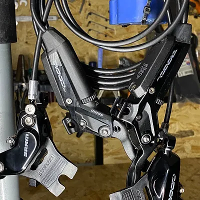 Гальма SRAM Code SLV