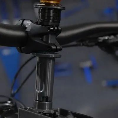 Ремонтна стійка з кріпленням на раму