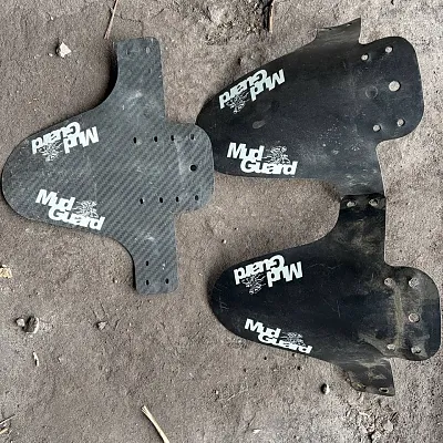 Крило та бризговик