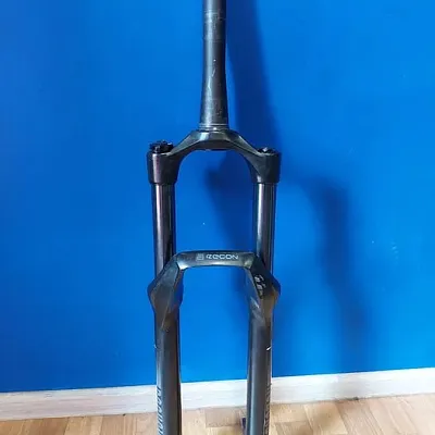 Вилка RockShox Recon Silver RL Solo Air 150mm