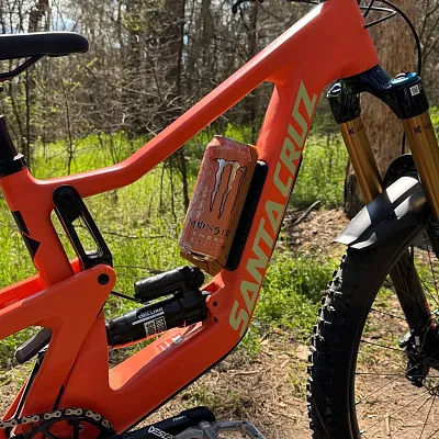 Тримач фляги