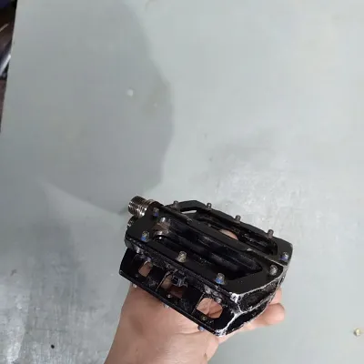 Педалі Sixpack без люфта