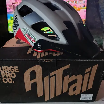 Шолом URGE All Trail 55-59 см