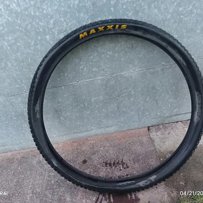 Покришка Maxxis Recon