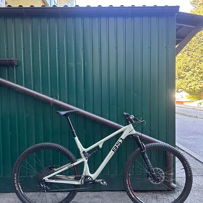 Intense 951 XC Carbon 2023, розмір L