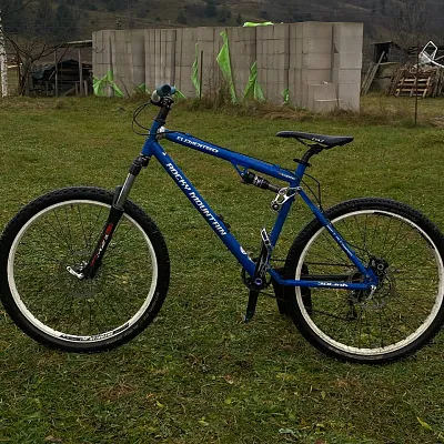 Велосипед Rocky Mountain Element