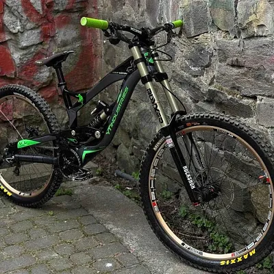 YT Industries Tues Comp. Edition M