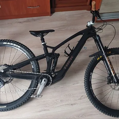 Trek Fuel EXE Carbon OCLV електровелосипед M