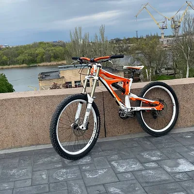 KTM Rathet
