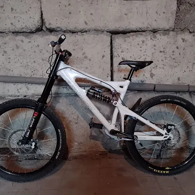 Рама Santa Cruz VP Free + амортизатор Fox DHX 5.0 + шатуни Race Face Ride DH