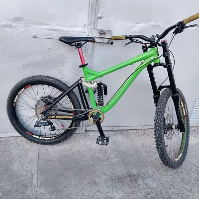 Рама Iron Horse Point 26" + амортизатор + компоненти