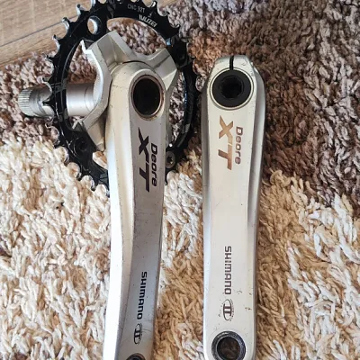 Шатуни Shimano Deore XT 32T + педалі