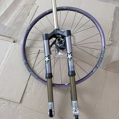 Вилка Maverick SC32 125 мм + колесо Bontrager