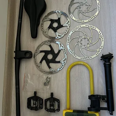 Ротор Shimano RT 76 + Ротор Magura Storm + винос Industry Nine + сідло Specialized та ін.