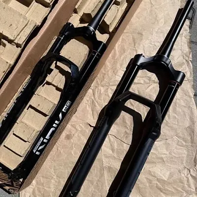 Вилка RockShox Zeb Select 170 mm + Pike Select 140 mm + Zeb Select+ Charger 3.1 170 mm