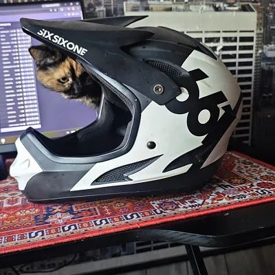 Шолом SixSixOne 661 Comp Helmet full-face White/Black